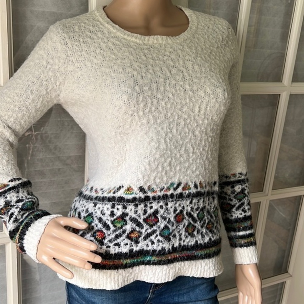 MM by My Michelle White/Geo pattern oversize sweater